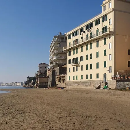Mare Mare Mare *