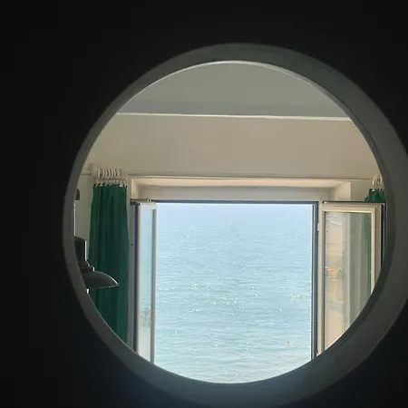 Mare Mare Mare